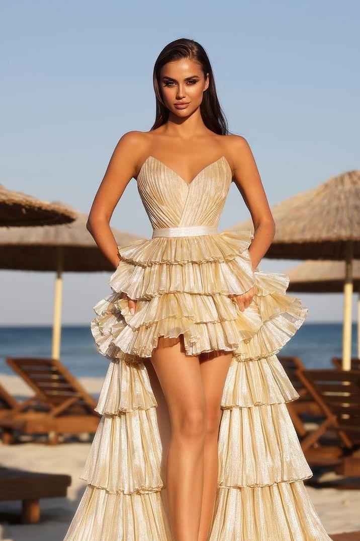 Chic Strapless Sleeveless V Neck Ruffles Prom Dress With Detachable Skirt