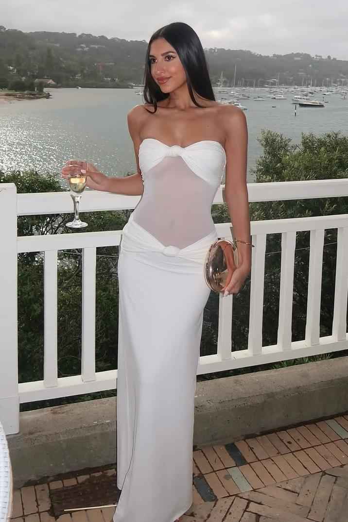 White Strapless Sleeveless Long Mermaid Prom Dress With Pleated