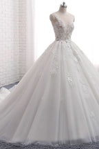 Sleeveless Tulle Train Long Wedding Dress With Appliques Lace BM bride