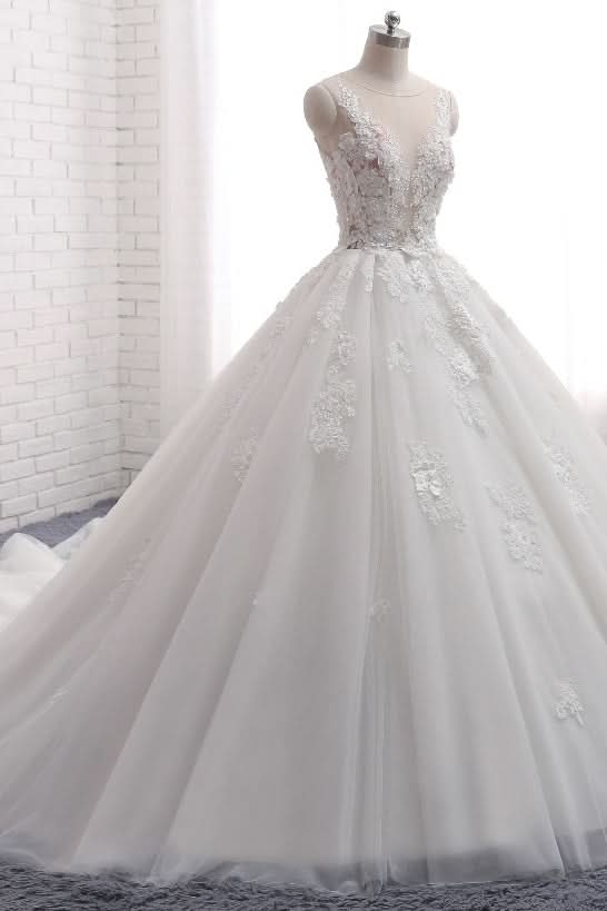 Sleeveless Tulle Train Long Wedding Dress With Appliques Lace BM bride
