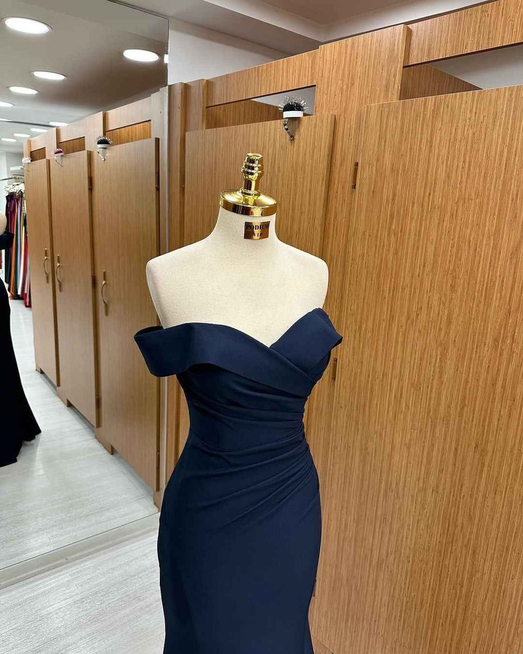 Off the Shoulder Strapless Long Mermaid Prom Dress Black Sleeveless