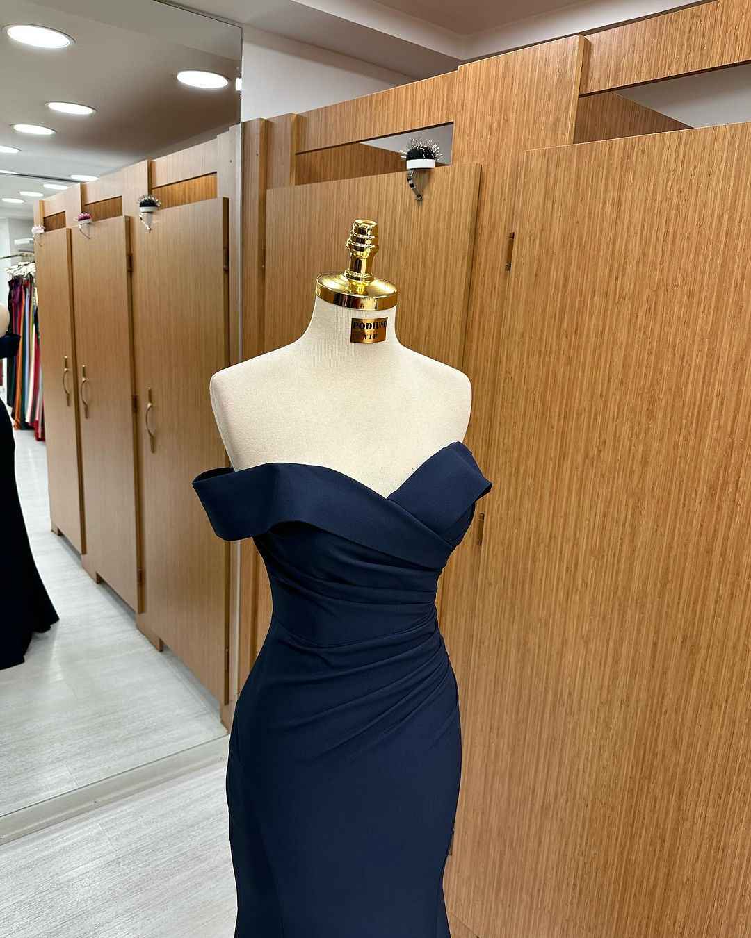 Off the Shoulder Strapless Long Mermaid Prom Dress Black Sleeveless