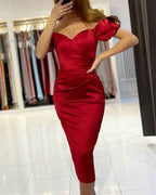 Charming Burgundy Off the Shoulder Strapless Short Prom Dress With Pleated