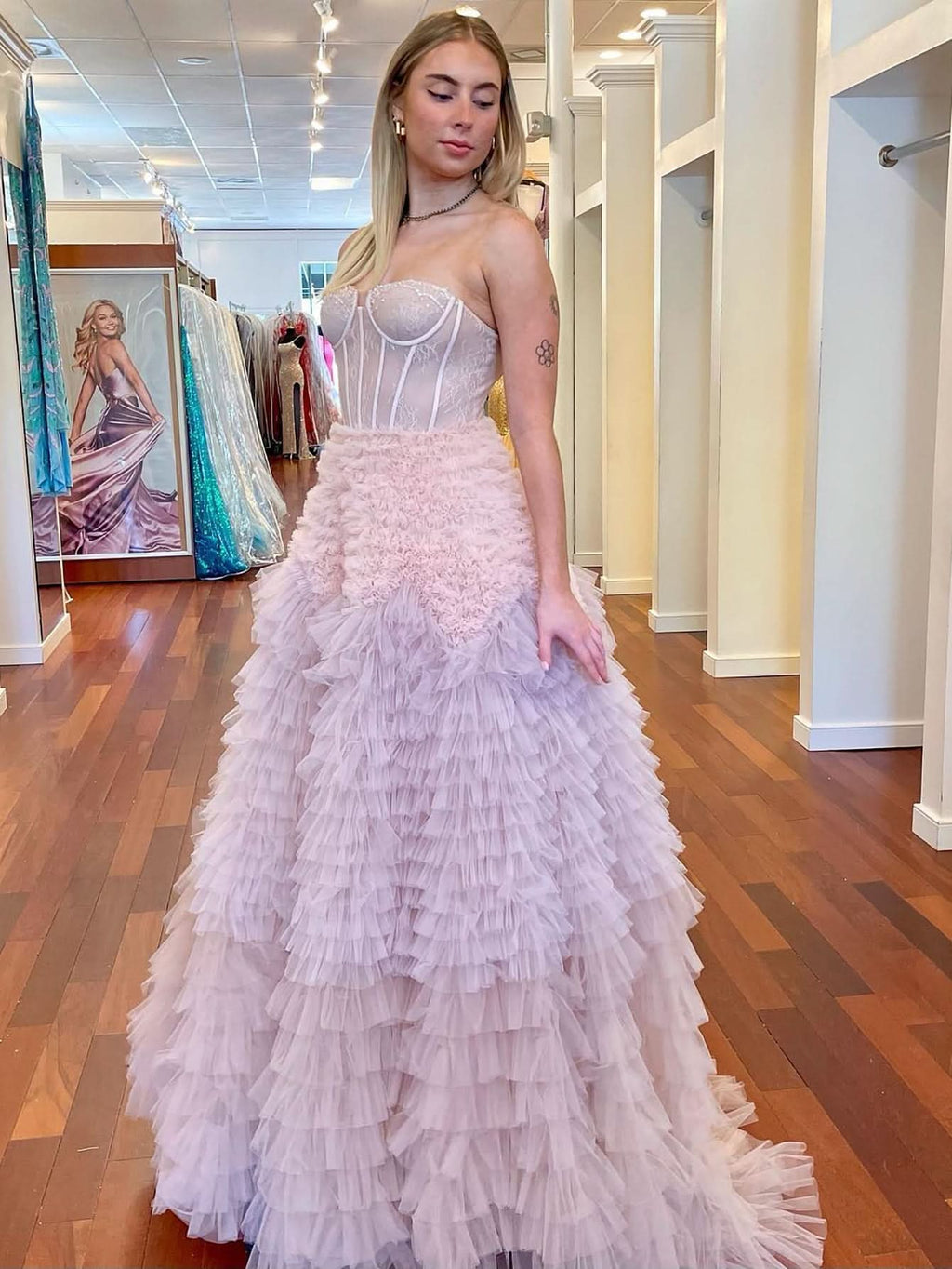 Delightful A-Line Sweetheart Tiered Ruffled Tulle Long Prom Dress BM bride
