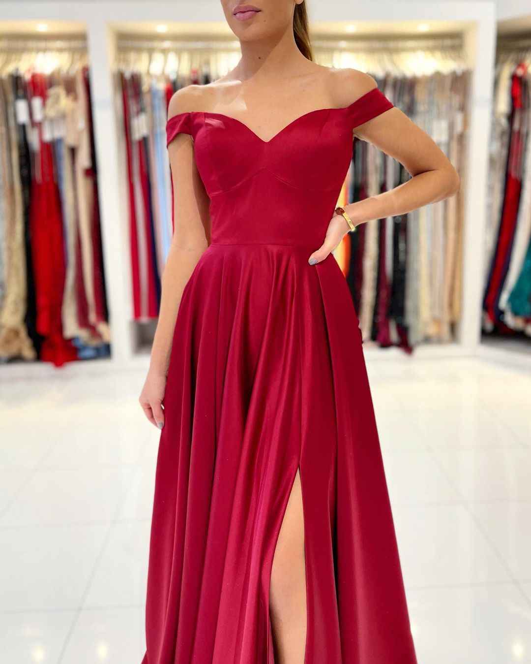 Off the Shoulder Sweetheart Sleeveless A Line Burgundy Prom Dress With Split