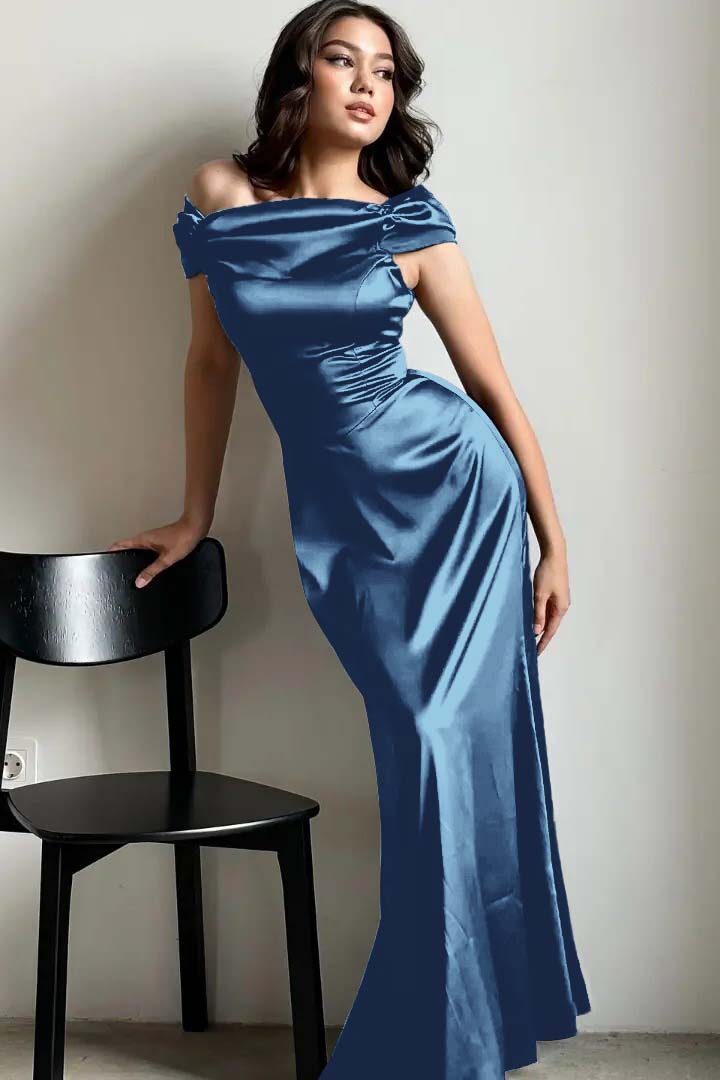 Off the Shoulder Sleeveless Long Mermaid Prom Dress With Pleated