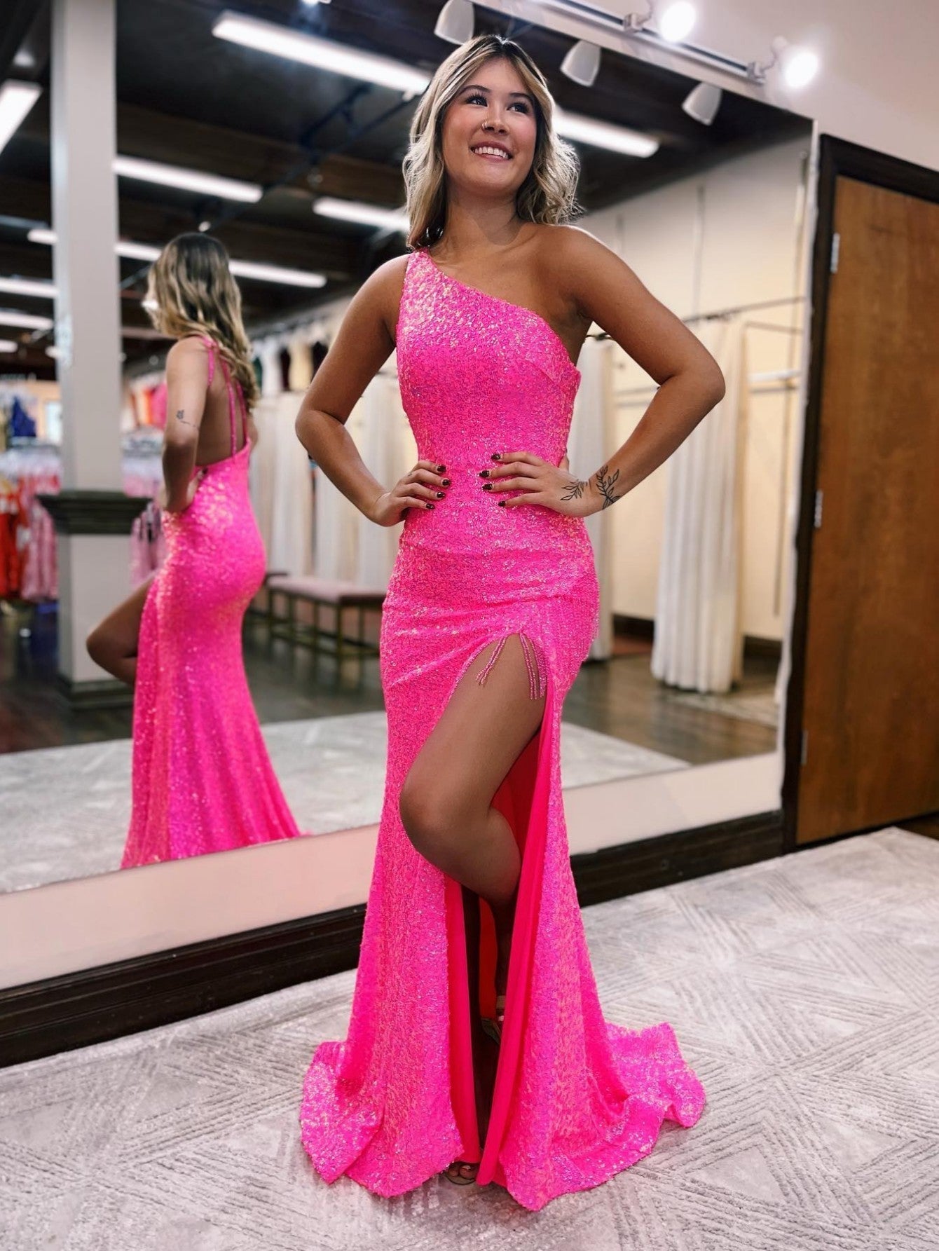 Fashionable Mermaid One-Shoulder Sequins Prom Dress with Tassels BM bride