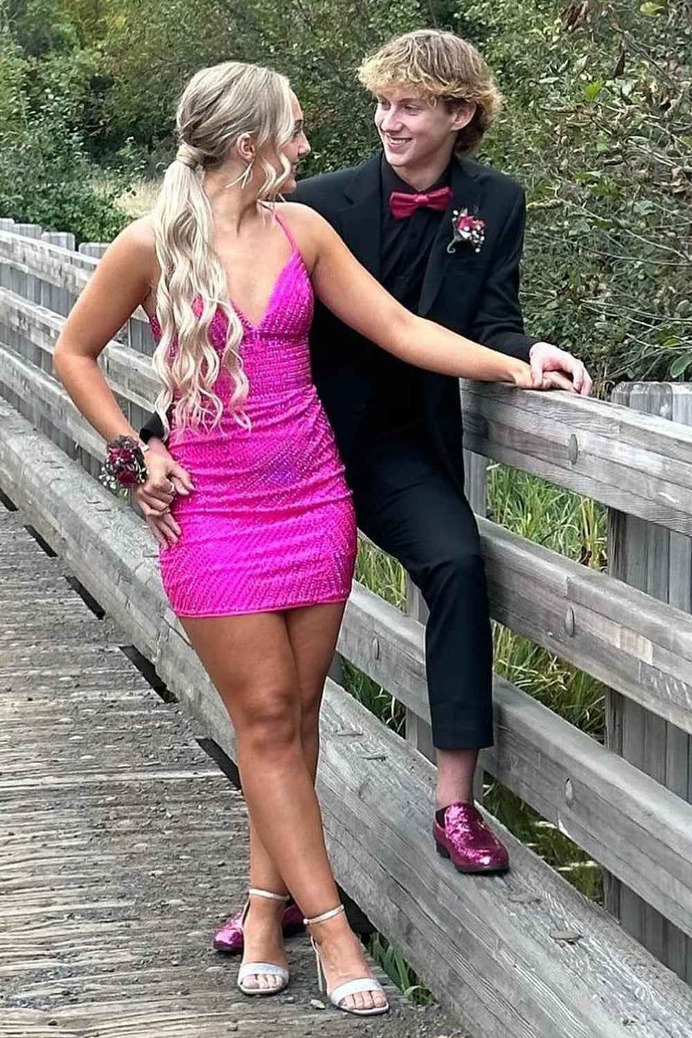 Sparkly Black Beaded Lace-Up Back Tight Short Homecoming Dress Bmbride
