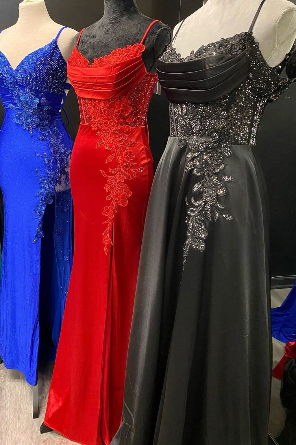 Stunning Red Spaghetti Strap Appliques Mermaid Long Dress with Slit BM bride