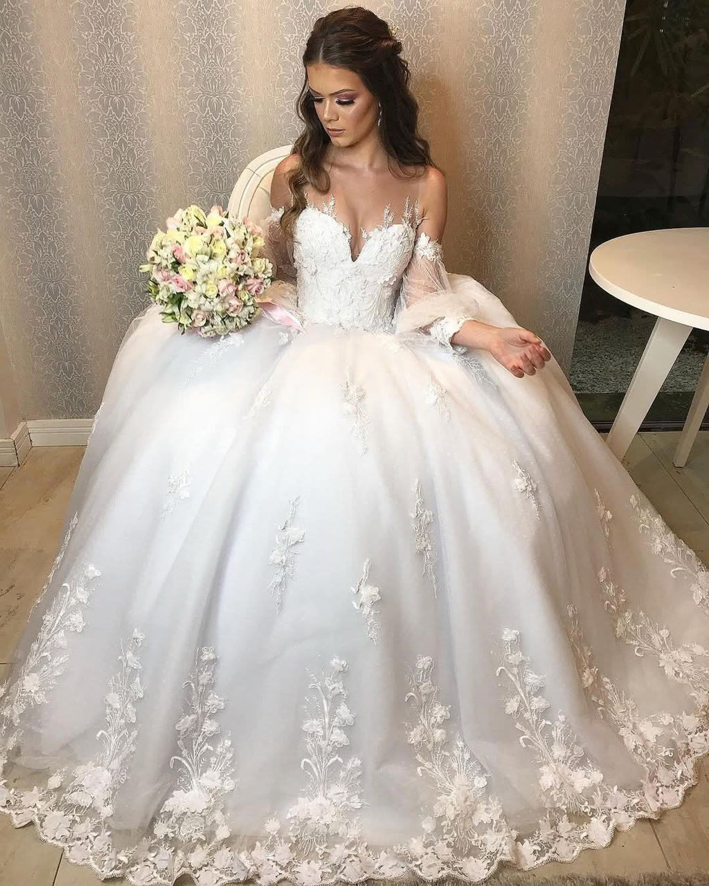 Elegant Long Princess Off-the-Shoulder Wedding Dress with Bubble Sleeves and Tulle BM bride