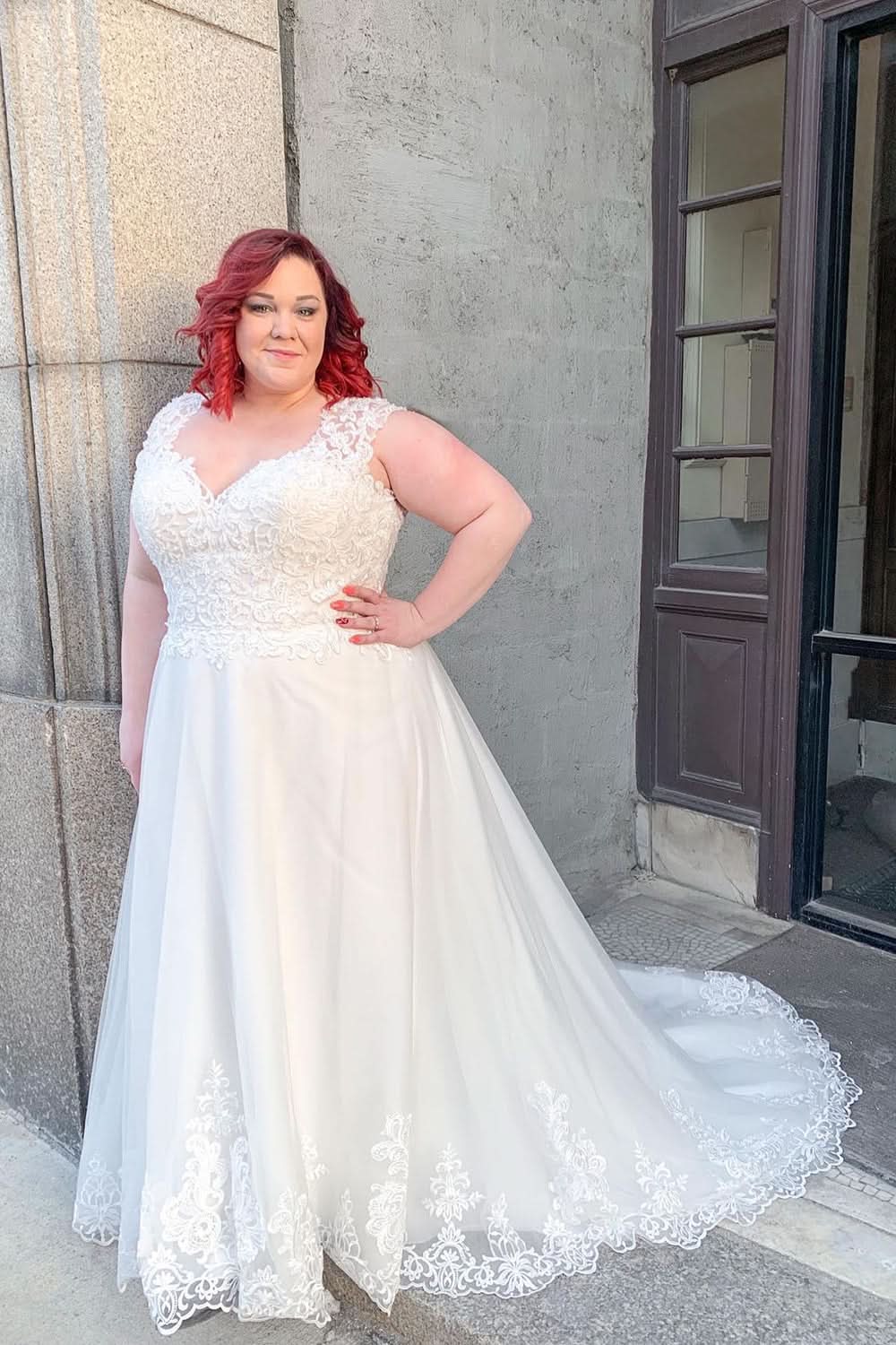 Wide Straps V-Neck A-Line Wedding Dress With Appliques Lace Charming BM bride