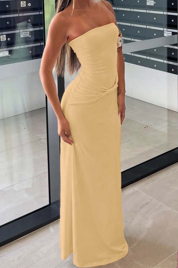 Chic Strapless Sleeveless Long Mermaid Prom Dress With Pleated