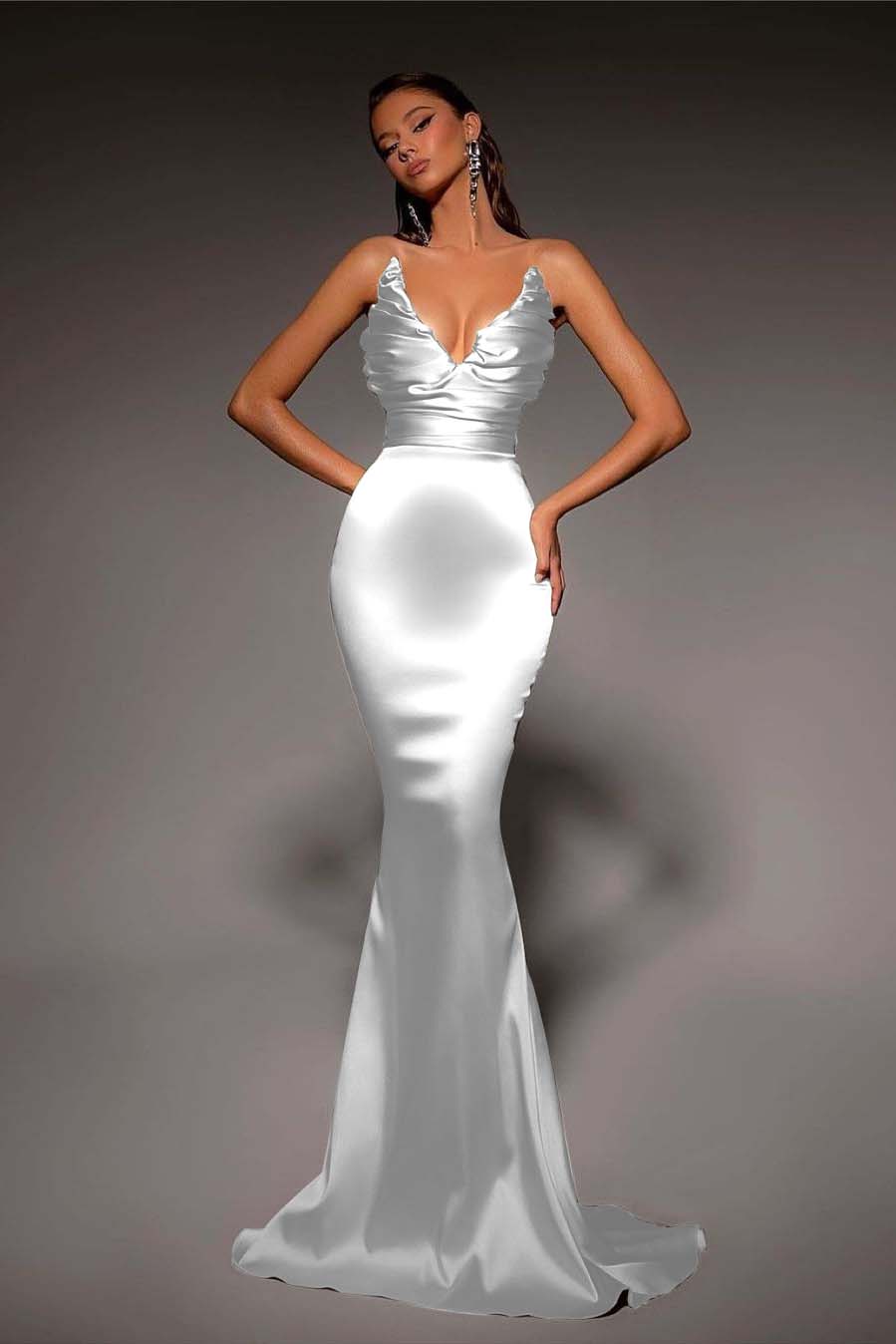 Strapless V Neck Sleeveless Long Mermaid Prom Dress With Pleated BMBRIDE