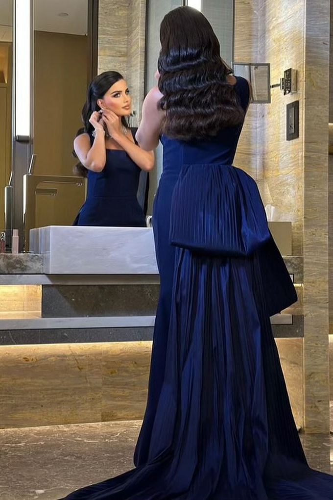 Straps Sleeveless Long Mermaid Prom Dress With Bowknot Pleated