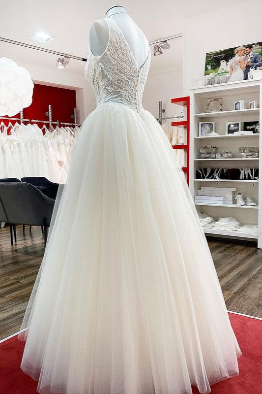 Unique V-Neck Princess Ivory Wedding Dress with Ruffles and Tulle Lace BM bride