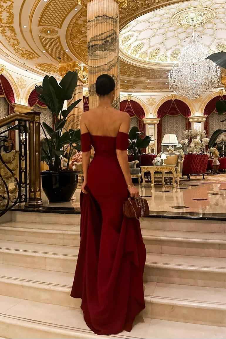 Off the Shoulder Strapless Sleeveless Mermaid Long Prom Dress With Ruffles