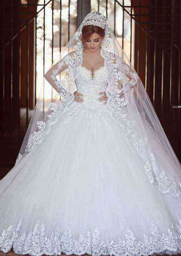 Regal Ball Gown: Off-The-Shoulder Cathedral Train Tulle Wedding Dress with Applique Lace BM bride