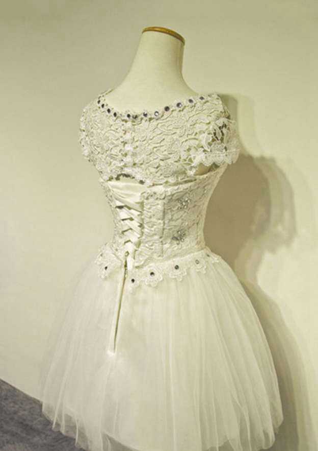 Charming Bateau Short/Mini Tulle Wedding Dress with Bandage Detail and A-Line/Princess Silhouette BM bride