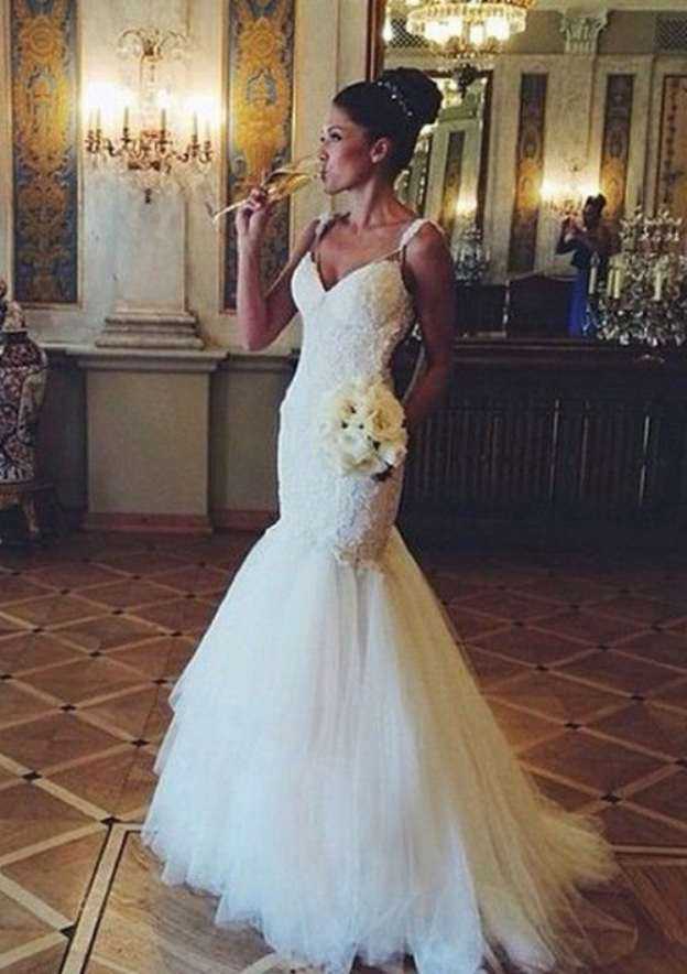 Elegant Trumpet/Mermaid Tulle Wedding Dress with Sweetheart Neckline and Beaded Court Train BM bride