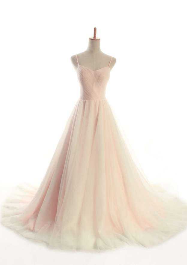 Enchanting Sweetheart Tulle Wedding Dress with Pleated Court Train and Graceful A-Line/Princess Silhouette BM bride