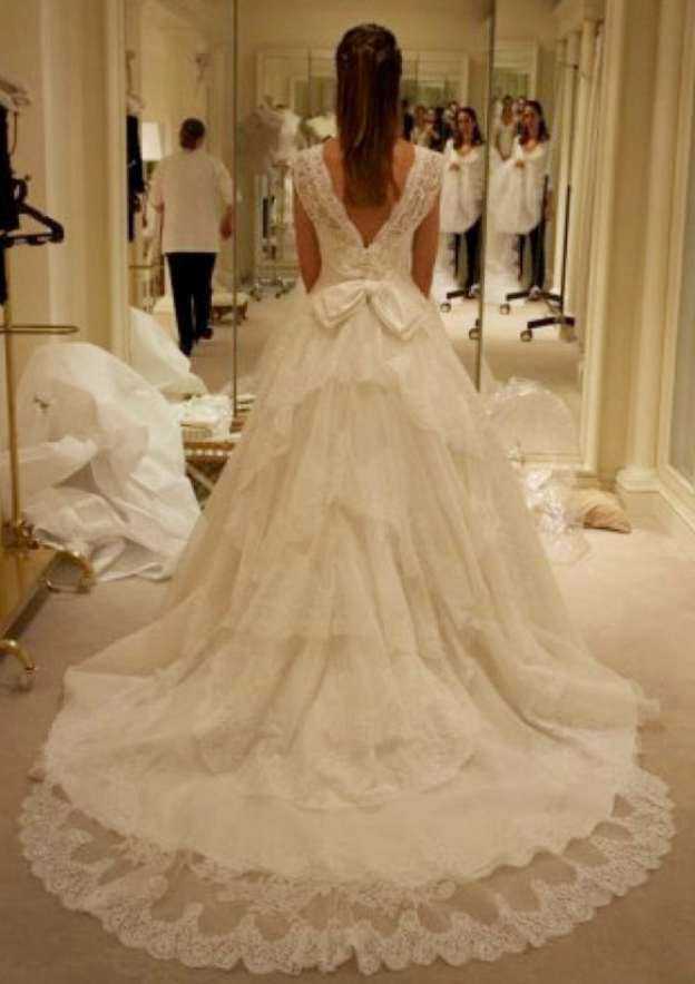 Timeless Square Neckline Sleeveless A-Line/Princess Lace Court Train Wedding Dress with Zipper and Appliques BM bride