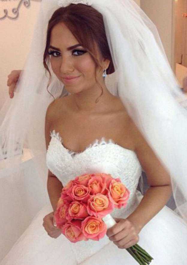 Elegant Beaded Lace Strapless Ball Gown Wedding Dress with Classic Court Train BM bride
