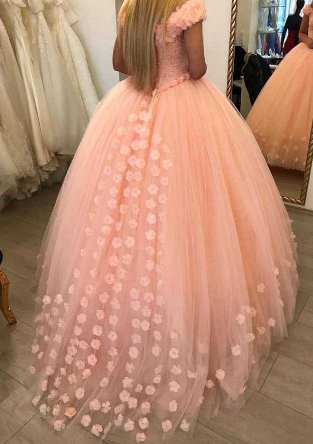 Dazzling Sleeveless Tulle Wedding Dress with Appliqued Beading Flowers and V Neck in Grand Ball Gown Design BM bride
