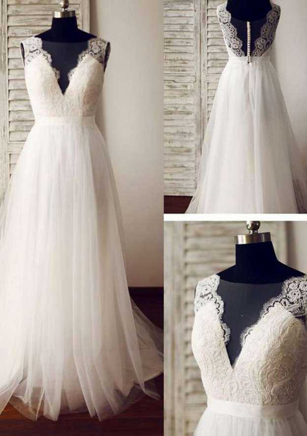 Chic Bateau Neck Tulle Wedding Dress with Elegant Lace Adornments and Court Train, A-Line/Princess Silhouette BM bride