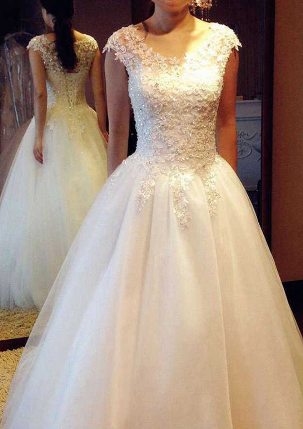 Delicate Appliqued Tulle A-Line Wedding Dress with V-Neckline and Graceful Court Train BM bride
