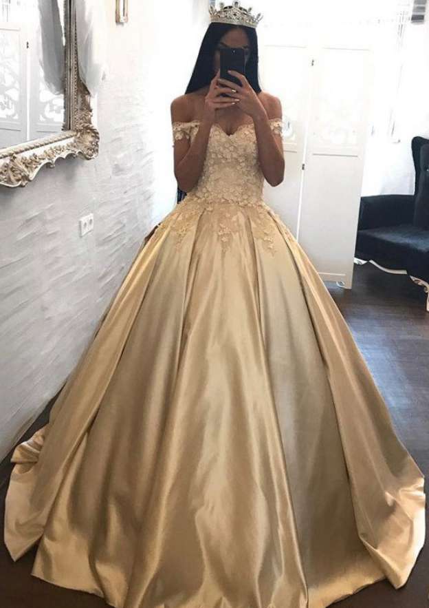 Off-The-Shoulder Appliqued Long Satin Prom Dress for A-Line Style BM bride