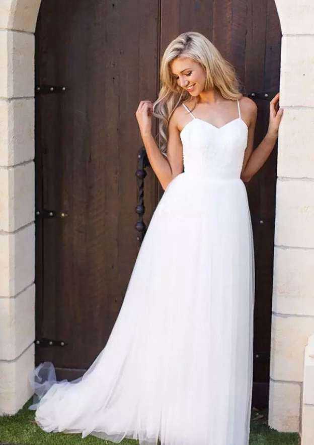 Sweetheart Lace A-Line/Princess Wedding Dress with Long/Floor-Length Tulle Skirt BM bride