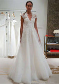 Timeless Scalloped Neck Lace A-Line/Princess Wedding Dress with Long/Floor-Length Tulle Skirt BM bride