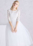 Chic Lace Bateau Tulle A-Line/Princess Wedding Dress with Tea-Length Skirt BM bride