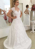 Bowknot Appliqued Lace A-Line/Princess Wedding Dress with Sleeveless Sweetheart Neckline and Long/Floor-Length Skirt BM bride