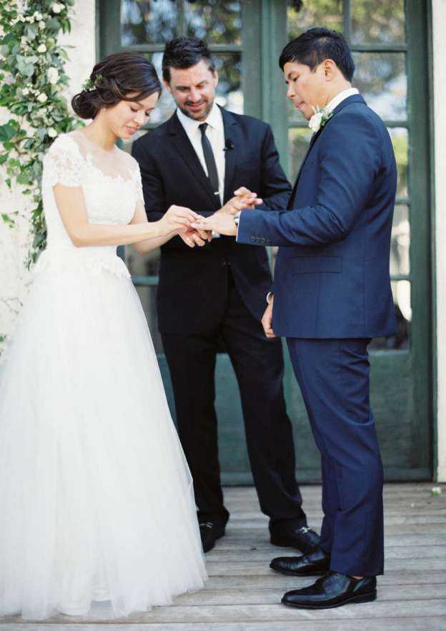 Classic Scoop Neck A-Line/Princess Tulle Wedding Dress with Long/Floor-Length Skirt and Lace Accents BM bride