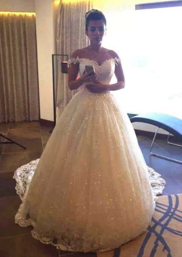 Beautiful Beaded Sweetheart Zipper Tulle Sleeveless Ball Gown Wedding Dress with Court Train BM bride