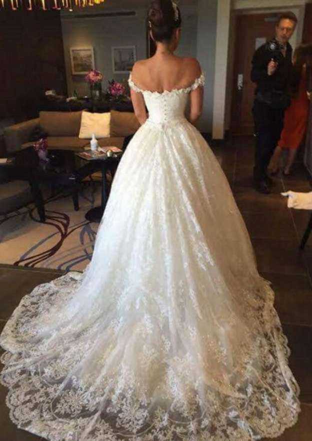 Beautiful Beaded Sweetheart Zipper Tulle Sleeveless Ball Gown Wedding Dress with Court Train BM bride