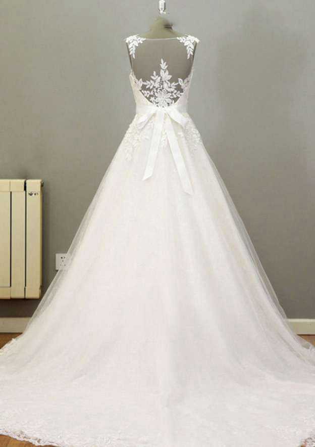 Refined Appliqued V-Neck Lace A-Line/Princess Wedding Dress with Court Train BM bride