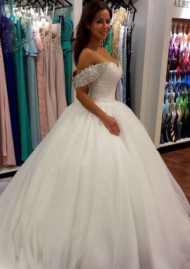 Classic Off-the-Shoulder Lace Ball Gown Wedding Dress with Cathedral Train BM bride