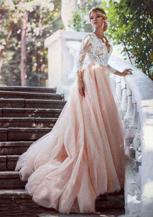 Elegant Court Train Tulle Wedding Dress with Lace Details and V-Neck in A-Line/Princess Silhouette BM bride
