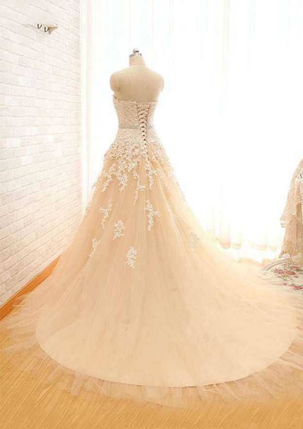 Appliqued Lace A-Line/Princess Wedding Dress with Bateau Neckline and Court Train BM bride