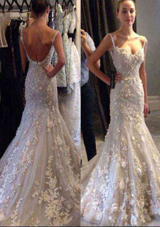 Appliqued Trumpet/Mermaid Wedding Dress with Sweetheart Neckline and Court Train in Tulle BM bride
