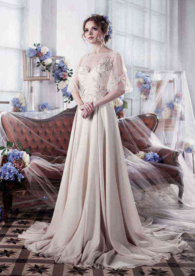 Romantic Sweetheart Court Train Chiffon Wedding Dress with Embroidery in A-Line/Princess Design BM bride