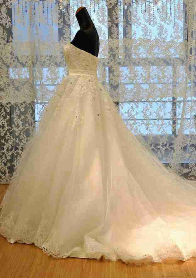 Beaded Strapless Lace Wedding Dress with Appliqueds and Chapel Train BM bride