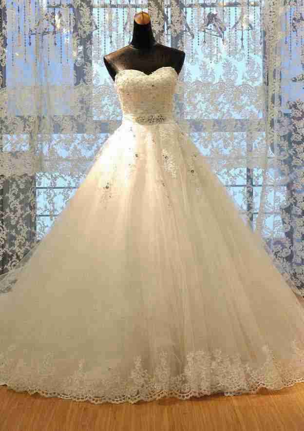 Beaded Strapless Lace Wedding Dress with Appliqueds and Chapel Train BM bride