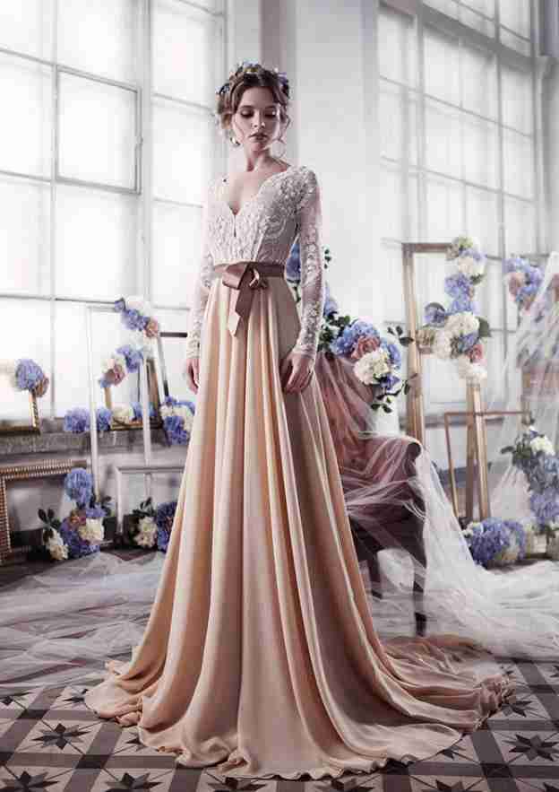 Graceful V-Neck Court Train Chiffon Wedding Dress with Bowknot in A-Line/Princess Fit BM bride