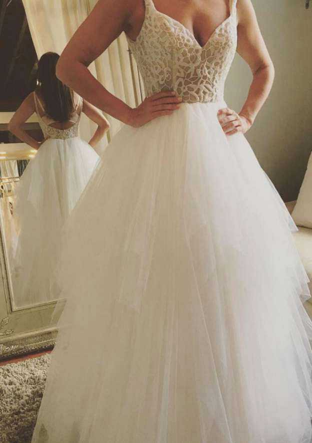 Delicate Lace Tulle A-Line Wedding Dress with Sweetheart Neckline and Elegant Court Train BM bride
