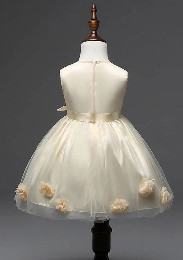 Pretty Tulle Bateau Neck Knee-Length A-line Flower Girl Dress with Appliqued BM bride