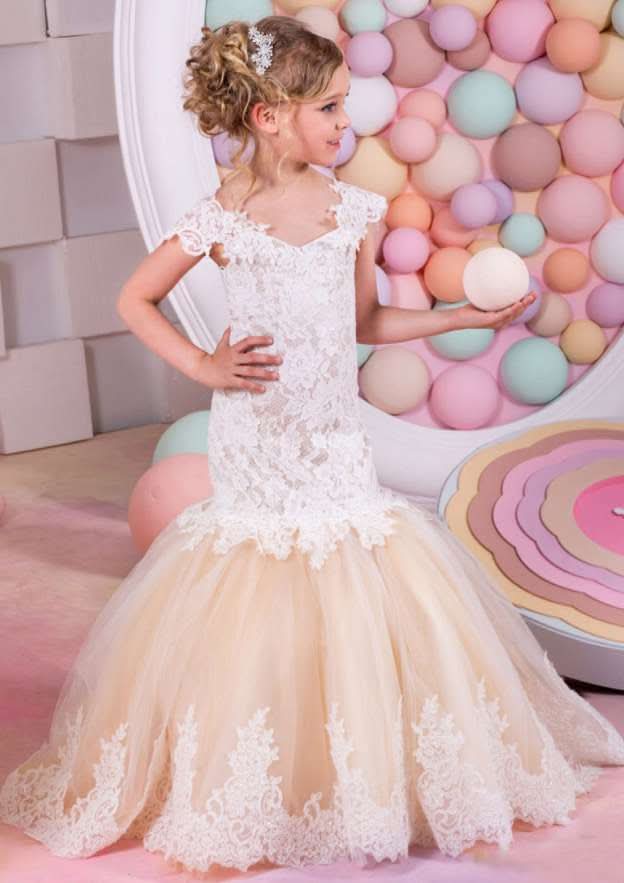 Graceful Lace Sweetheart Neck Floor-Length Ball Gown Flower Girl Dress with Lace BM bride