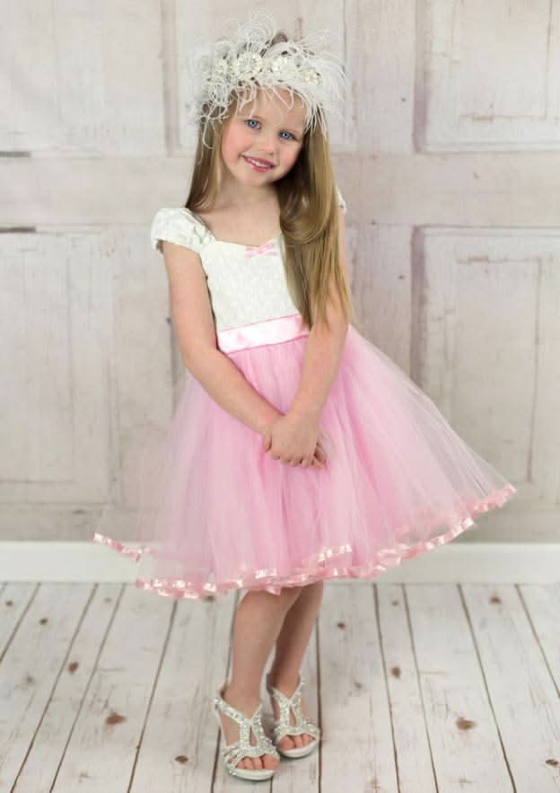Sweet Tulle Square Neckline Knee-Length A-line Flower Girl Dress with Bowknot BM bride